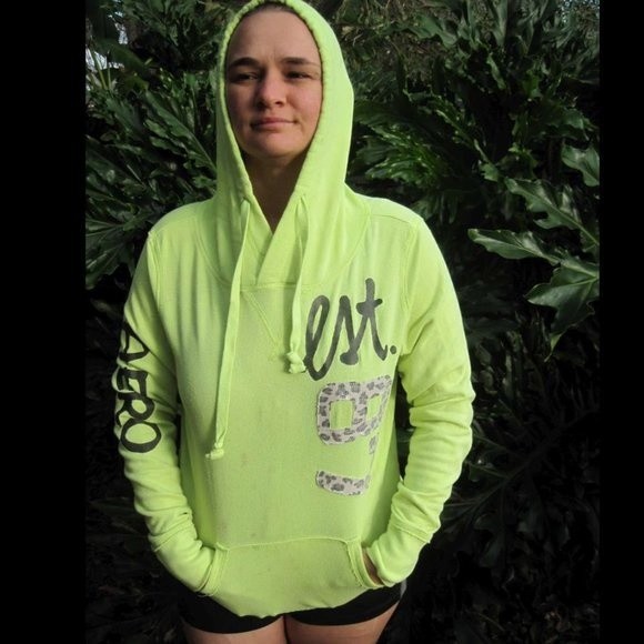 Neon Yellow Aeropostale Drawstring Hooded Pull Over Sweater Aero Hoodie Leopard - Picture 1 of 6